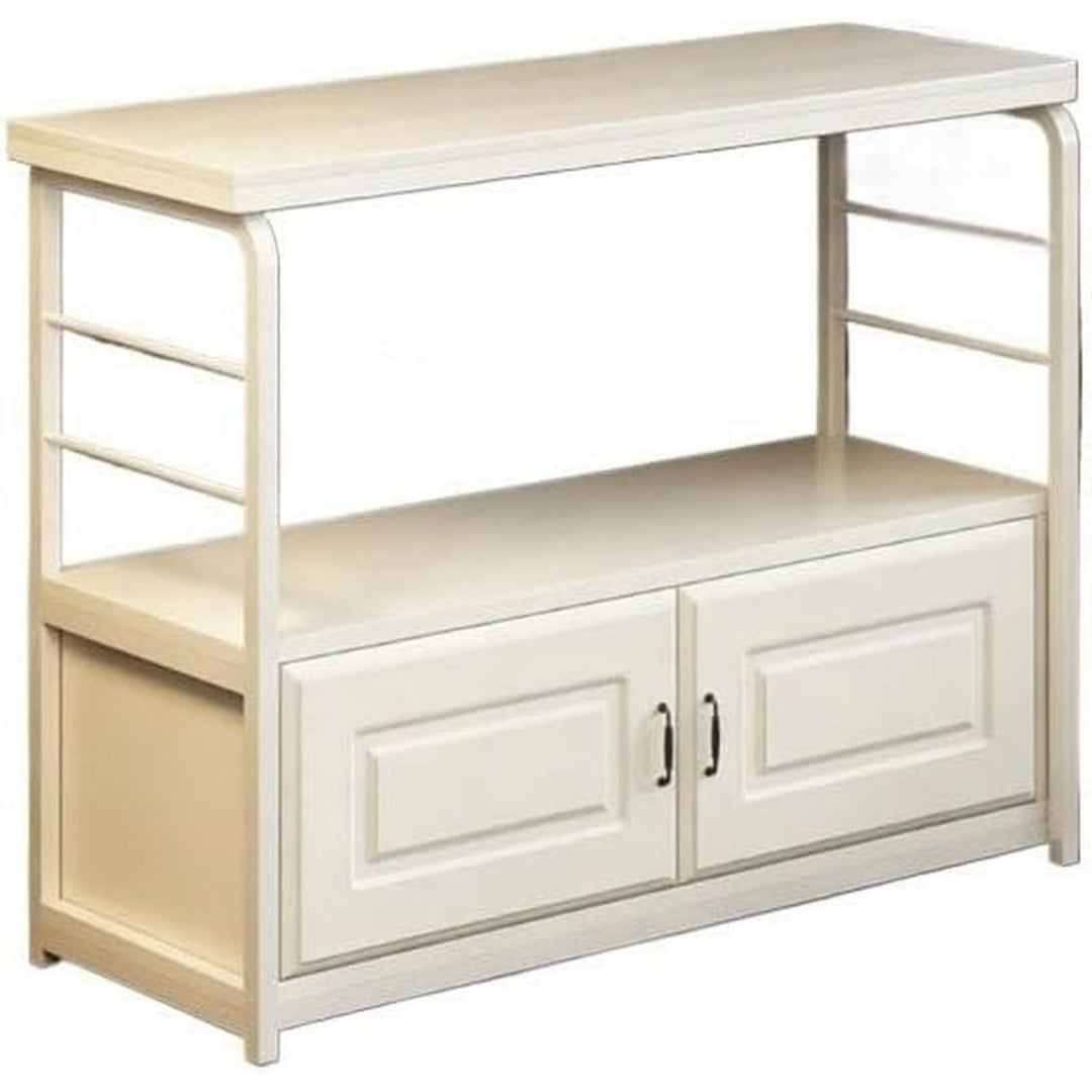 Das Sideboard nimmt mit 80 x 40 x 80 cm Gestalt an