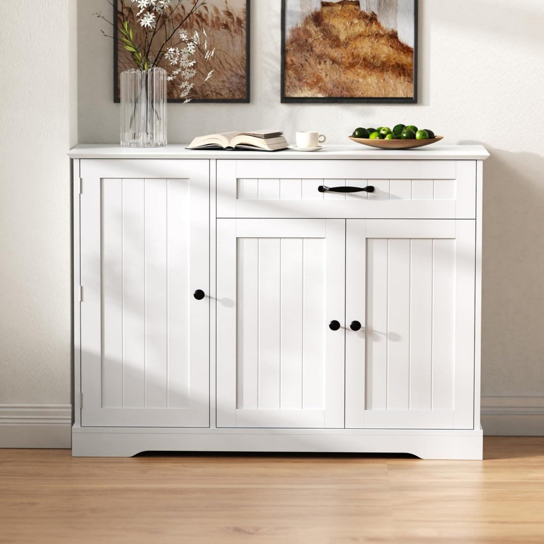 Sideboard mit geschlossenem Stauraum, Schubladen und 3 Tueren