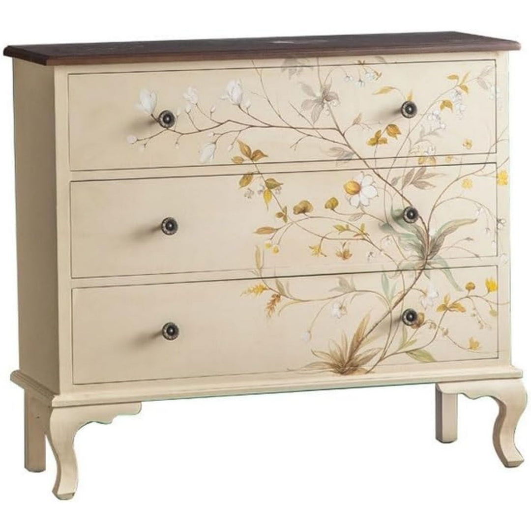 Das Sideboard zeigt sich in Creme