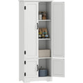 Geschlossener Stauraum an dem Sideboard aus Samt