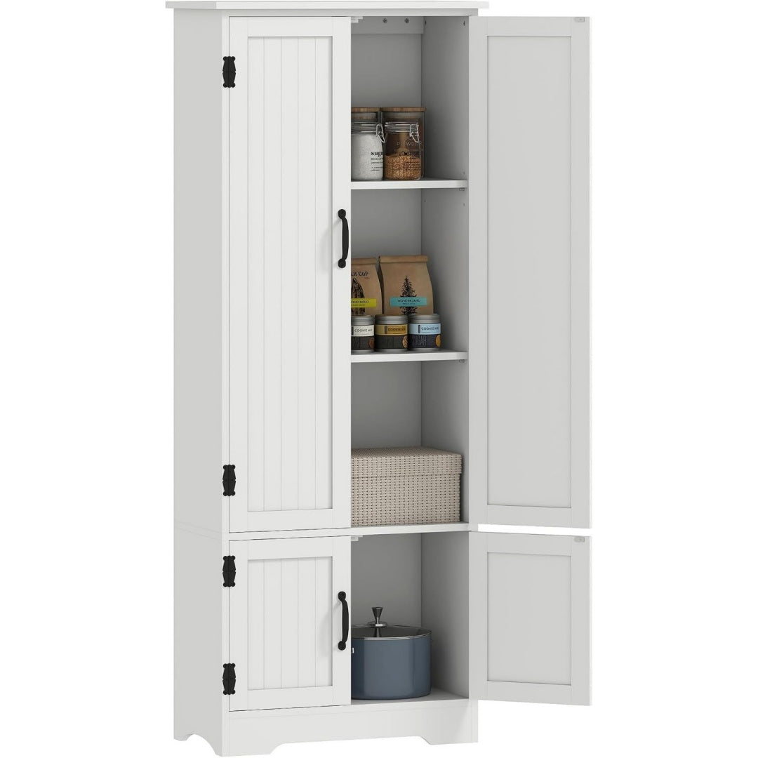 Geschlossener Stauraum an dem Sideboard aus Samt