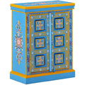 Geschlossener Stauraum an dem Sideboard in Tuerkis