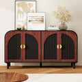 4 Tueren praegen das Sideboard in Rot und Schwarz