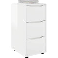 Hoehenverstellung und Kunststofffuesse an dem Sideboard